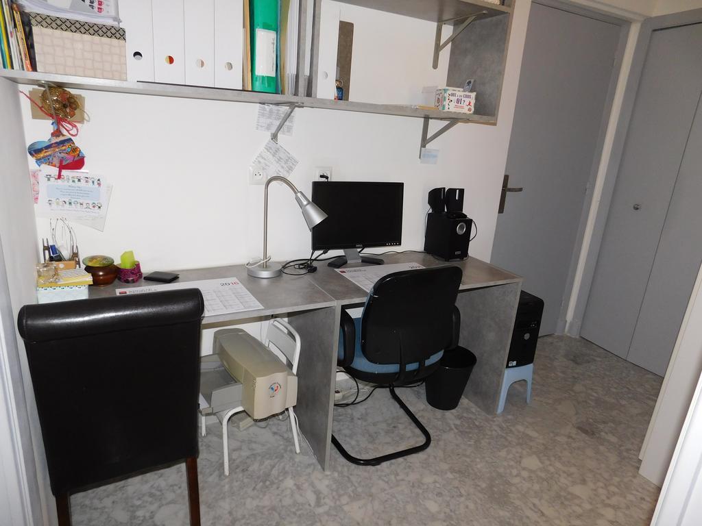 Appartement Regency ม็องตง ภายนอก รูปภาพ