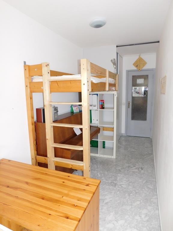 Appartement Regency ม็องตง ภายนอก รูปภาพ